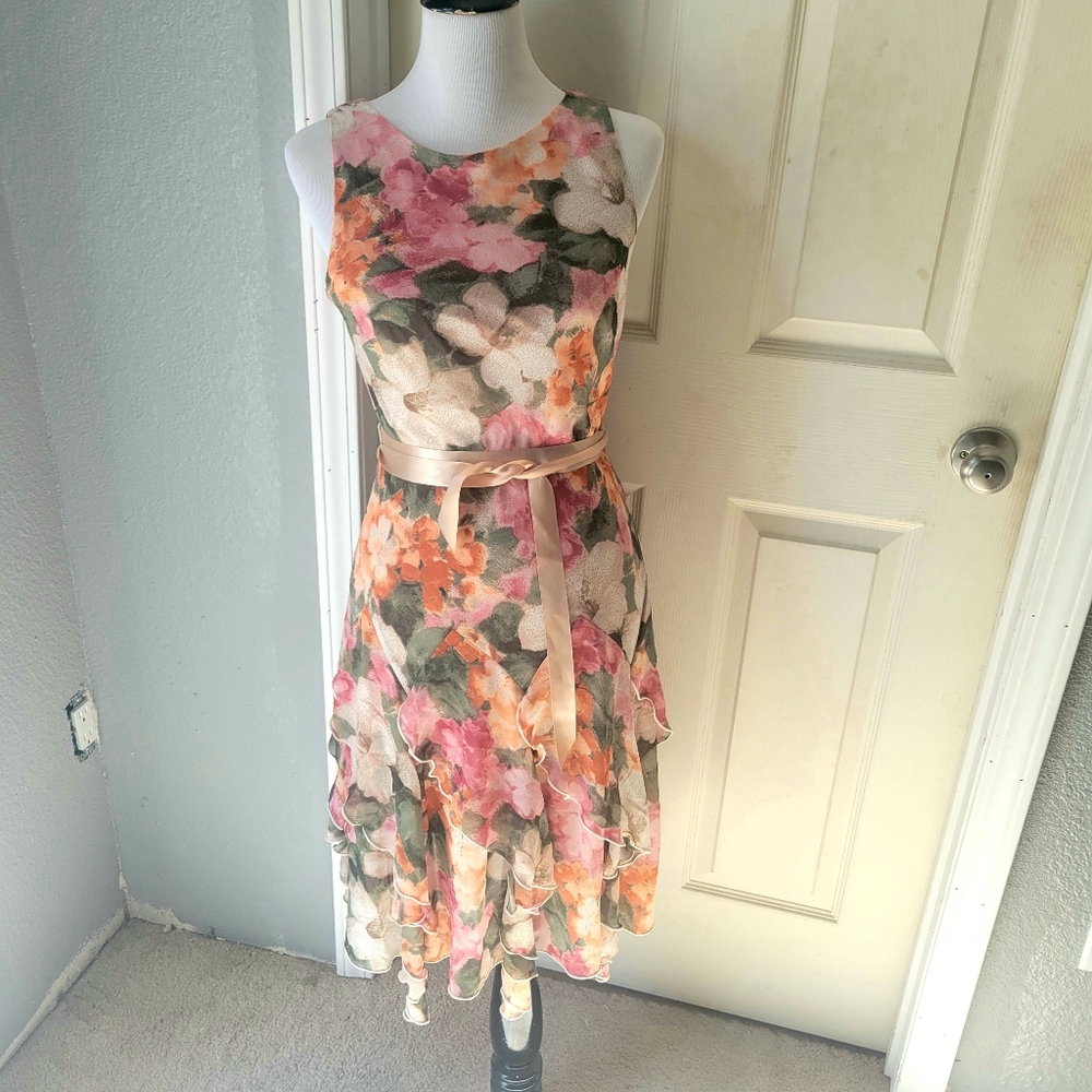 Christopher and banks floral tie waist dress - Picture 1 of 5